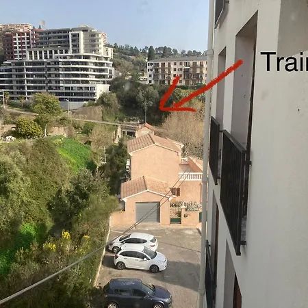 Ubytování v soukromí Location Avec Salle De Bain Et Partie Commune Mountain View & Sea View Renting 1 Of 3 Bedrooms With Shared Common Space 3 Bdrm Apt Not 1 Bdrm Clime Ou Ac Bastia (Corsica)