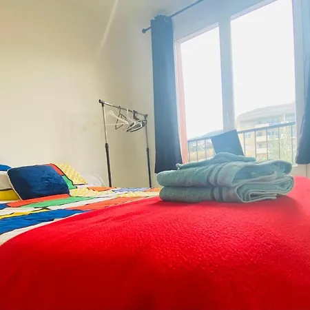 Location Avec Salle De Bain Et Partie Commune Mountain View & Sea View Renting 1 Of 3 Bedrooms With Shared Common Space 3 Bdrm Apt Not 1 Bdrm Clime Ou Ac * Bastia (Corsica)